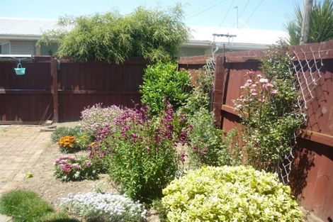 Photo of property in 2/90 Lincoln Road, Hillmorton, Christchurch, 8024