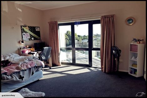 Photo of property in 27a Shelter Grove, Frankleigh Park, New Plymouth, 4310