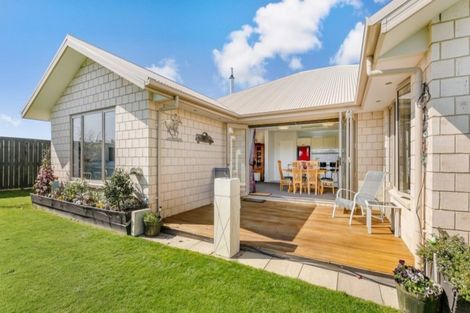 Photo of property in 21 Newbrook Terrace, Darfield, 7510