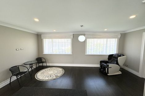 Photo of property in 8 Mural Place, Greenhithe, Auckland, 0632