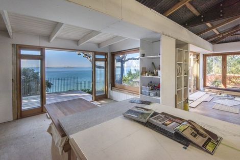 Photo of property in 84a Vauxhall Road, Narrow Neck, Auckland, 0624