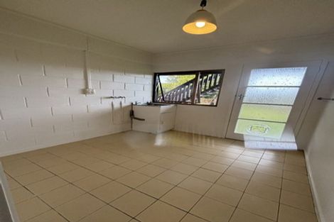 Photo of property in 24 Dallas Place, New Windsor, Auckland, 0600