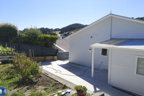 Photo of property in 50a The Parade, Island Bay, Wellington, 6023