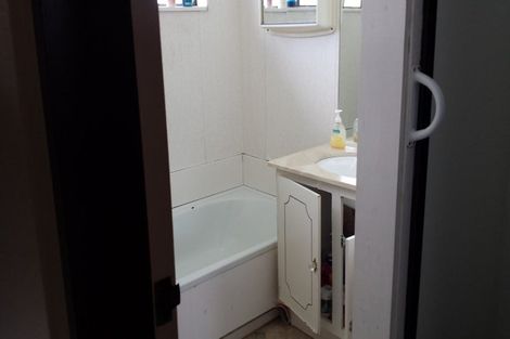 Photo of property in 9b Ironside Road, Johnsonville, Wellington, 6037