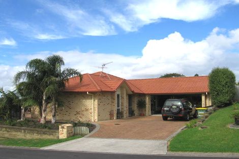 Photo of property in 2 Somerton Rise, Henderson, Auckland, 0612