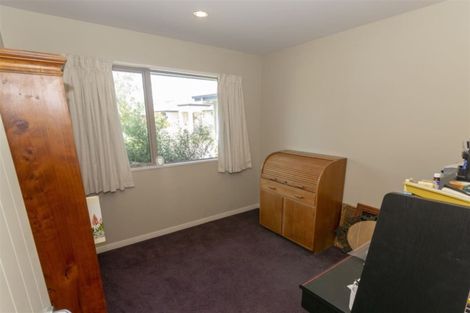 Photo of property in 13 Calvandra Grove, Rangiora, 7400