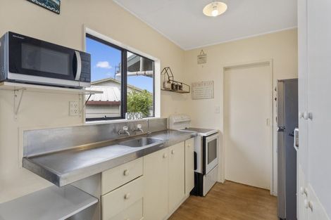 Photo of property in 9 Spackman Crescent, Paraparaumu, 5032