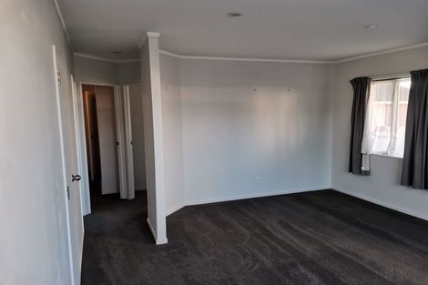 Photo of property in 21 Willoughby Avenue, Howick, Auckland, 2014