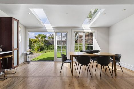 Photo of property in 35 St Marys Road, Saint Marys Bay, Auckland, 1011