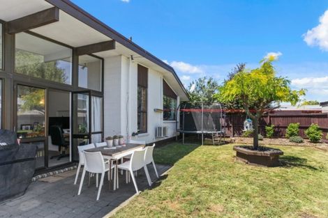 Photo of property in 4 Gloaming Place, Sockburn, Christchurch, 8042