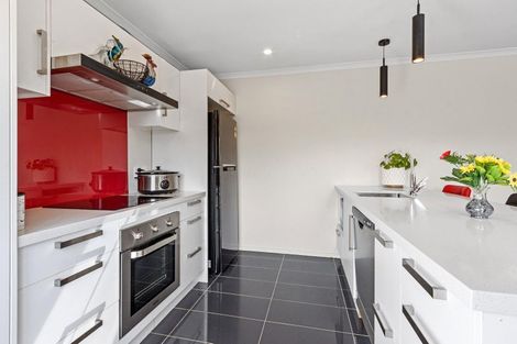 Photo of property in 57 Broadhaven Avenue, Parklands, Christchurch, 8083