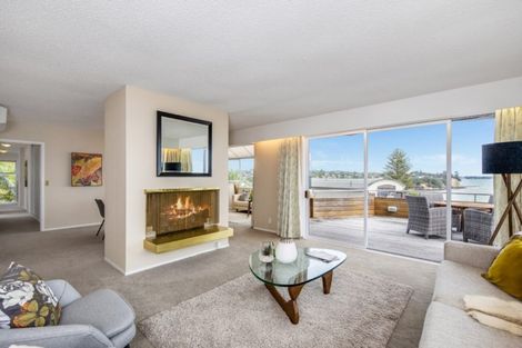 Photo of property in 5 Rangitoto View Road, Cockle Bay, Auckland, 2014