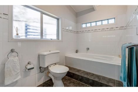 Photo of property in 25 Duncansby Road, Stanmore Bay, Whangaparaoa, 0932