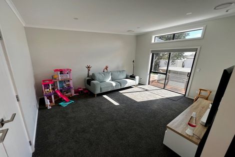 Photo of property in 74 Cologne Street, Martinborough, 5711