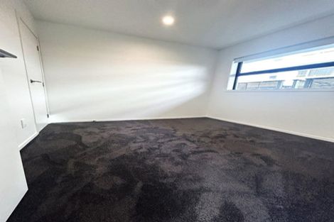 Photo of property in 2/764 Beach Road, Browns Bay, Auckland, 0630