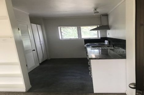 Photo of property in 2/569 Maunganui Road, Mount Maunganui, 3116