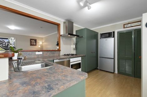 Photo of property in 2 Chapman Crescent, Morrinsville, 3300