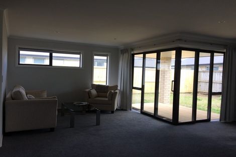 Photo of property in 14 Kowhai Drive, Cambridge, 3434