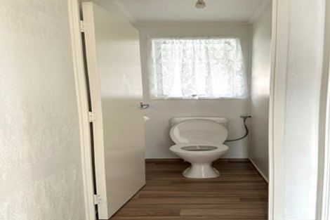 Photo of property in 10 Camphora Place, Ranui, Auckland, 0612