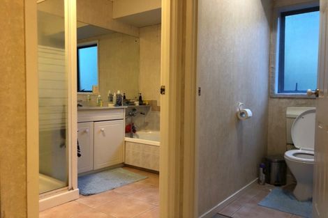 Photo of property in 28 Bayside Drive, Browns Bay, Auckland, 0630