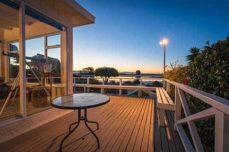 Photo of property in 14 Martin Street, Monaco, Nelson, 7011