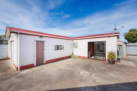 Photo of property in 34 Ruamahanga Crescent, Terrace End, Palmerston North, 4410
