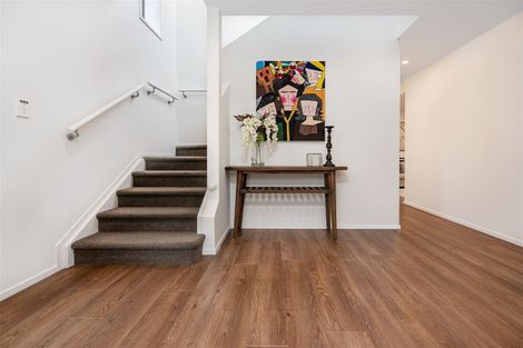 Photo of property in 8b Greenberry Drive, Ranui, Auckland, 0612