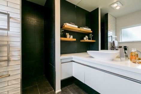 Photo of property in 14a Mchardy Street, Havelock North, 4130