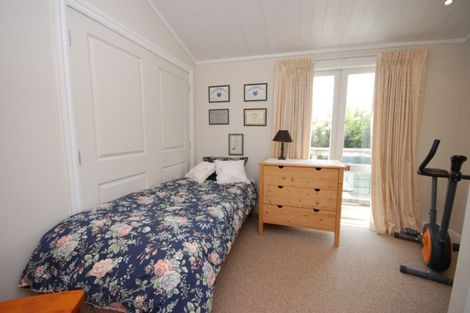 Photo of property in 68 Matuku Street, Two Mile Bay, Taupo, 3330