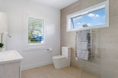 Photo of property in 14 Shearwater Lane, Point Wells, 0986