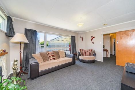 Photo of property in 138 Ruamahanga Crescent, Terrace End, Palmerston North, 4410