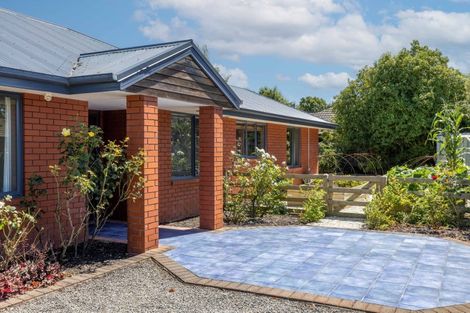 Photo of property in 6 Pascoe Drive, Woodend, 7610