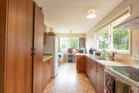 Photo of property in 72 Lethbridge Street, Feilding, 4702