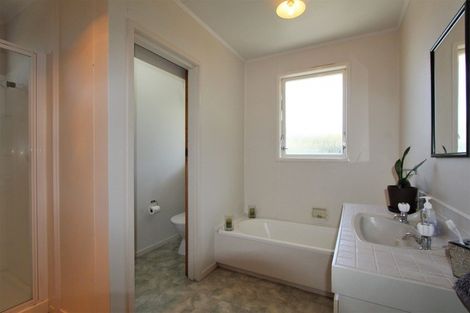 Photo of property in 6 Waimea Place, Tokoroa, 3420