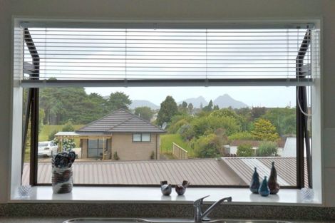 Photo of property in 30 Manaia View Road, One Tree Point, 0118