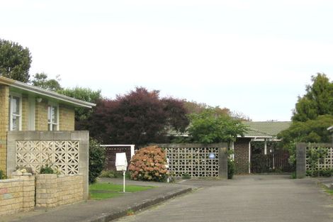 Photo of property in 2/49 Garden Road, Avalon, Lower Hutt, 5011