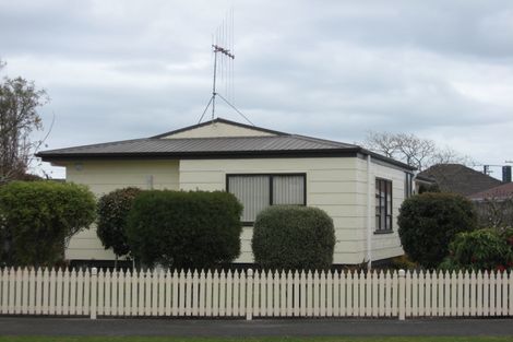 Photo of property in 52 Wilton Street, Levin, 5510