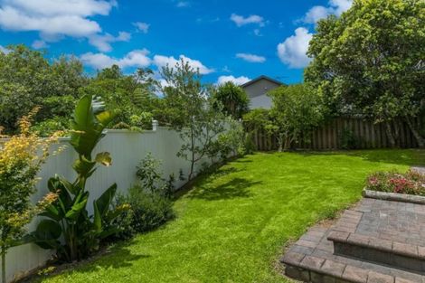 Photo of property in 10a Shiloh Way, Greenhithe, Auckland, 0632