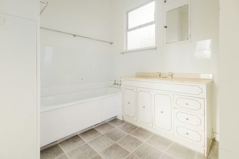 Photo of property in 55 College Street, Awapuni, Palmerston North, 4412