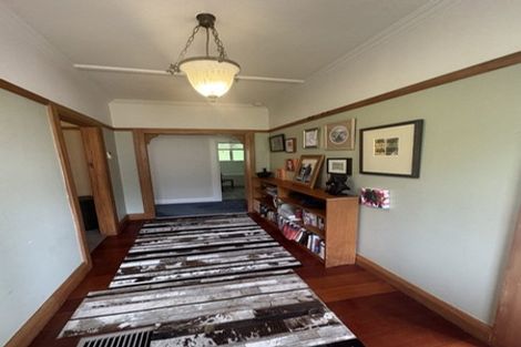 Photo of property in 26 Burma Road, Khandallah, Wellington, 6035