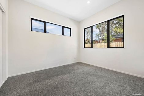 Photo of property in 62d Woodside Road, Massey, Auckland, 0614