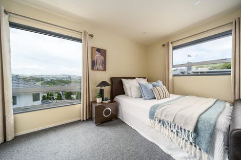 Photo of property in 54 Amesbury Drive, Churton Park, Wellington, 6037