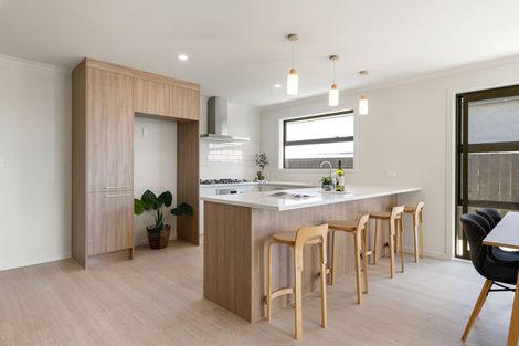 Photo of property in 10 Oralee Terrace, Peacocke, Hamilton, 3206