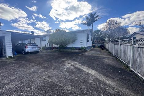 Photo of property in 2/141 Carnoustie Drive, Wattle Downs, Auckland, 2103