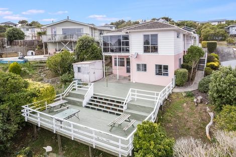 Photo of property in 6 De Castro Place, Titahi Bay, Porirua, 5022