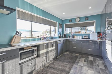 Photo of property in 204 Flaxmere Avenue, Flaxmere, Hastings, 4120