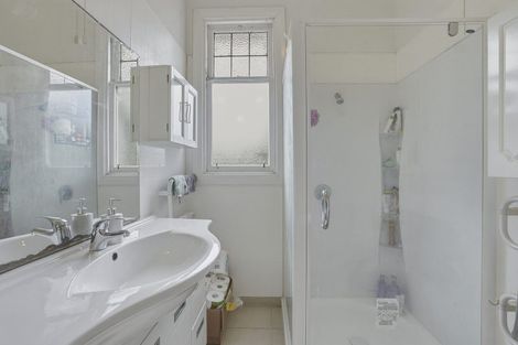 Photo of property in 18 Lachlan Avenue, North Dunedin, Dunedin, 9016