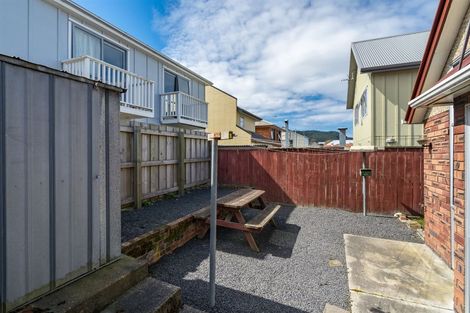 Photo of property in 32 Dundas Street, North Dunedin, Dunedin, 9016
