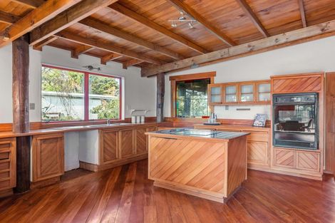 Photo of property in 1 Bay View Road, Raglan, 3225