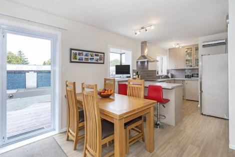 Photo of property in 95 Kendal Avenue, Burnside, Christchurch, 8053